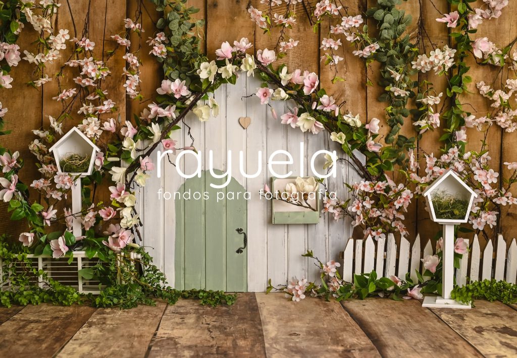 fondo para fotografia de casita de madera con flores